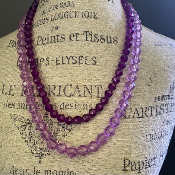 Purple and lavender double strand beaded plastic statement necklace - Picture 2 of 6